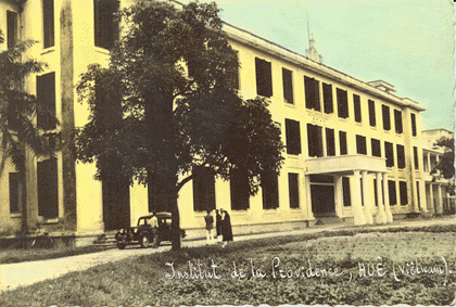 PHÒNG TRUYỀN THỐNG